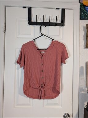 Pink Republic Dusty Rose Waffle Button-Front Tie Hem Top